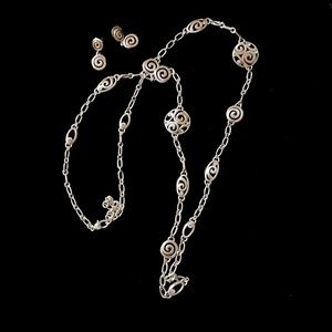 Brighton!!! Set!! Earrings and matching necklace